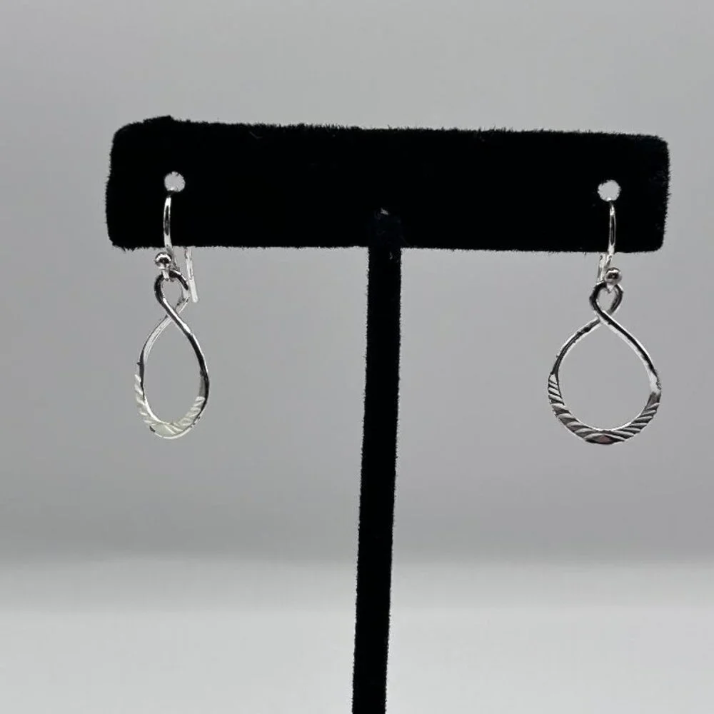 925 Sterling Silver Figure 8 Dangle Earrings - Picture 5 of 5